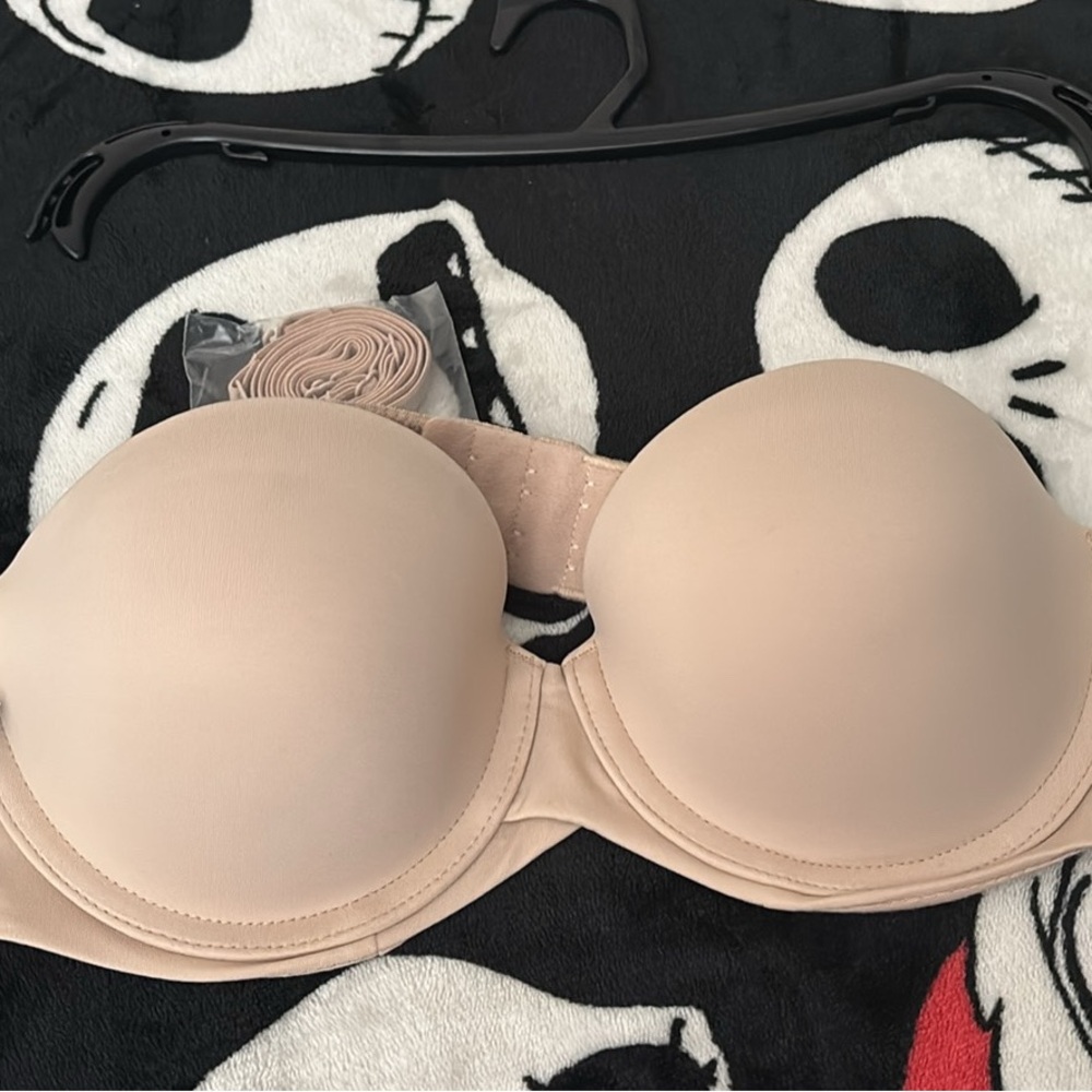 Maidenform Light Beige Strapless Bra